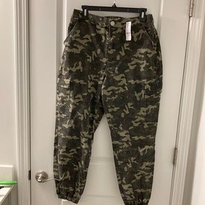 Cami cuffed cargo pants